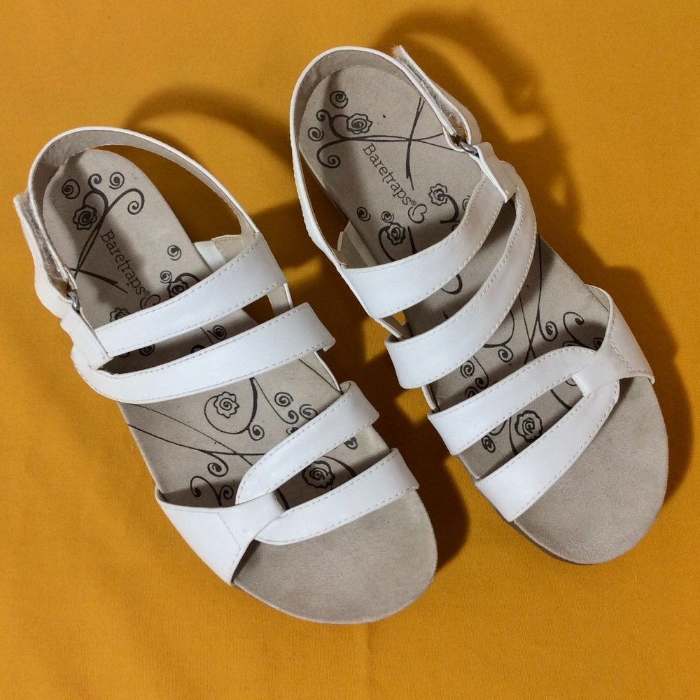 BareTraps White Sandals Sz 7M